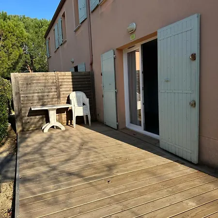 Maison Aux Demeures Du Ventoux Holiday park *